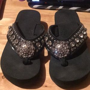 Montana west flip flops